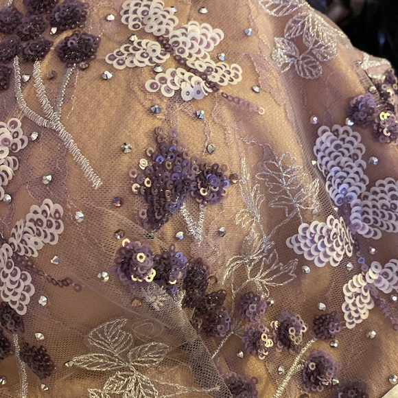 New women Sz 14 Beaded sophisticated gown - Picture 10 of 13